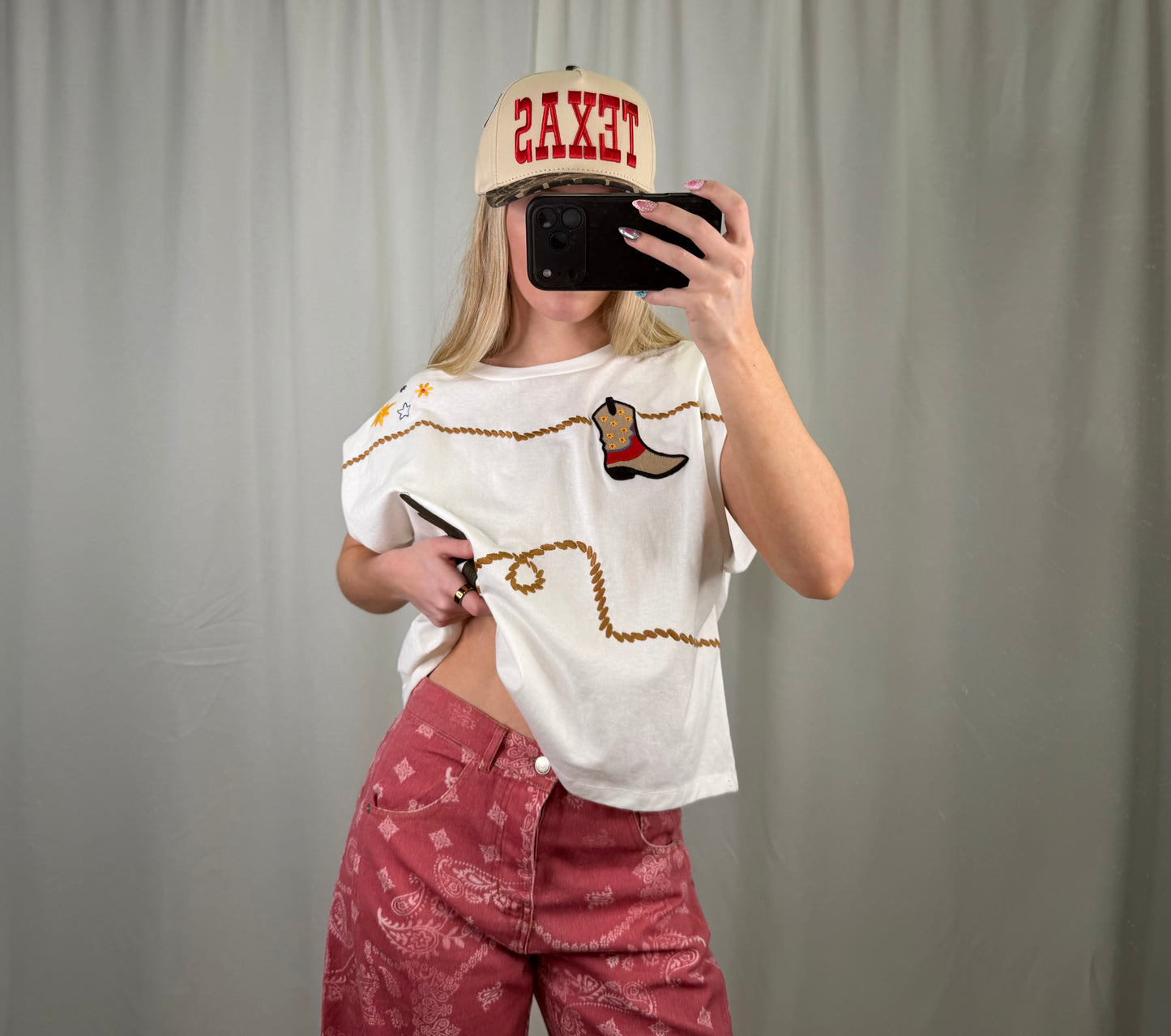 "Sydney" Embroidered White Muscle Crop