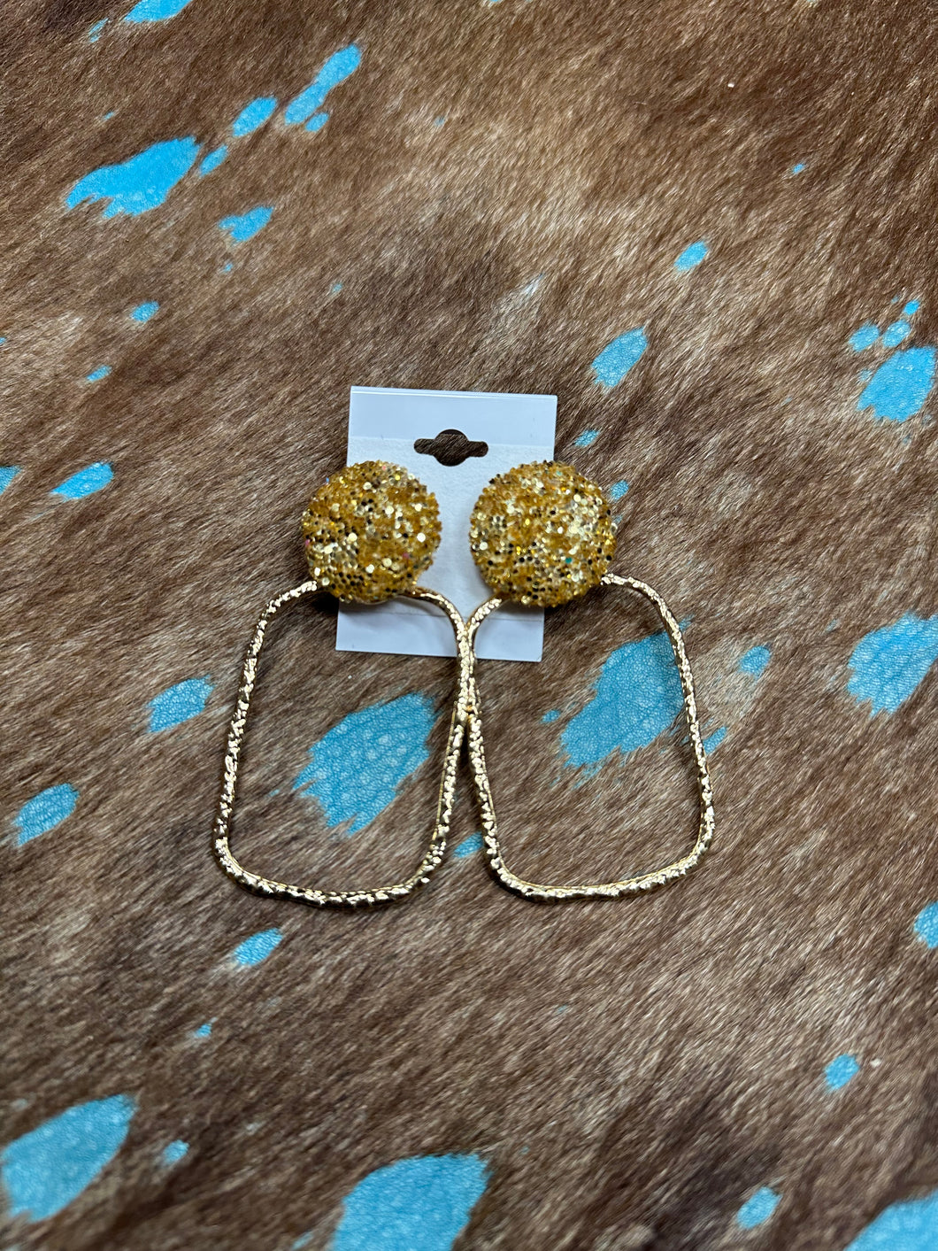 Gold Sparkly Oval Earrings
