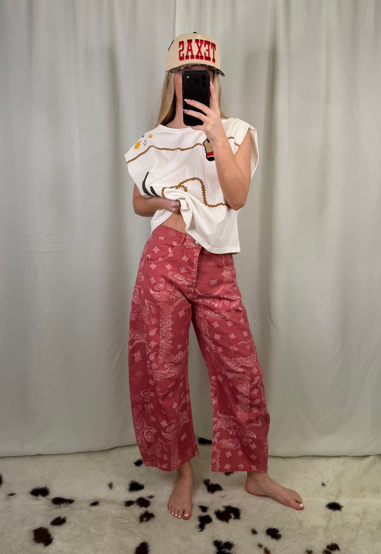 "Sydney" Embroidered White Muscle Crop