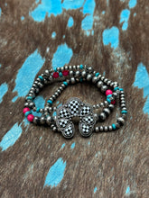 Load image into Gallery viewer, Checkered Squash Blossom Stretch Bracelet

