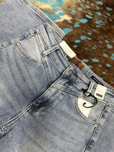 Load image into Gallery viewer, Judy Blue Front Yoke Wide Leg Jean
