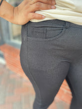 Load image into Gallery viewer, Look at Me Jeggings
